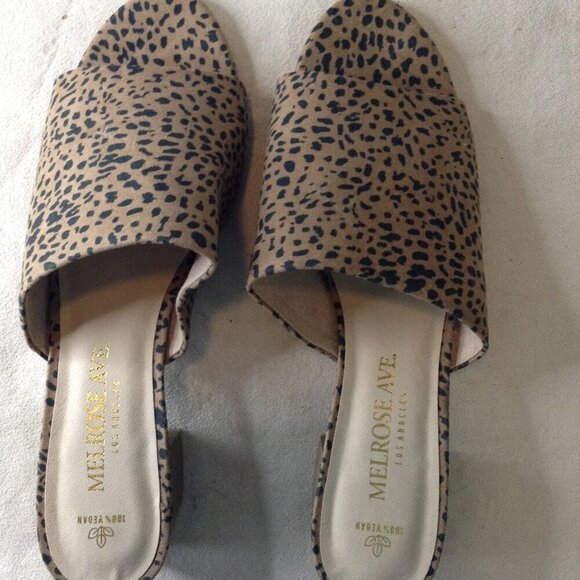 Melrose Ave Shoes - NWOT Melrose Ave; LA Vegan Spotted Print Slides, "11", Bohemian Chic, Comfort